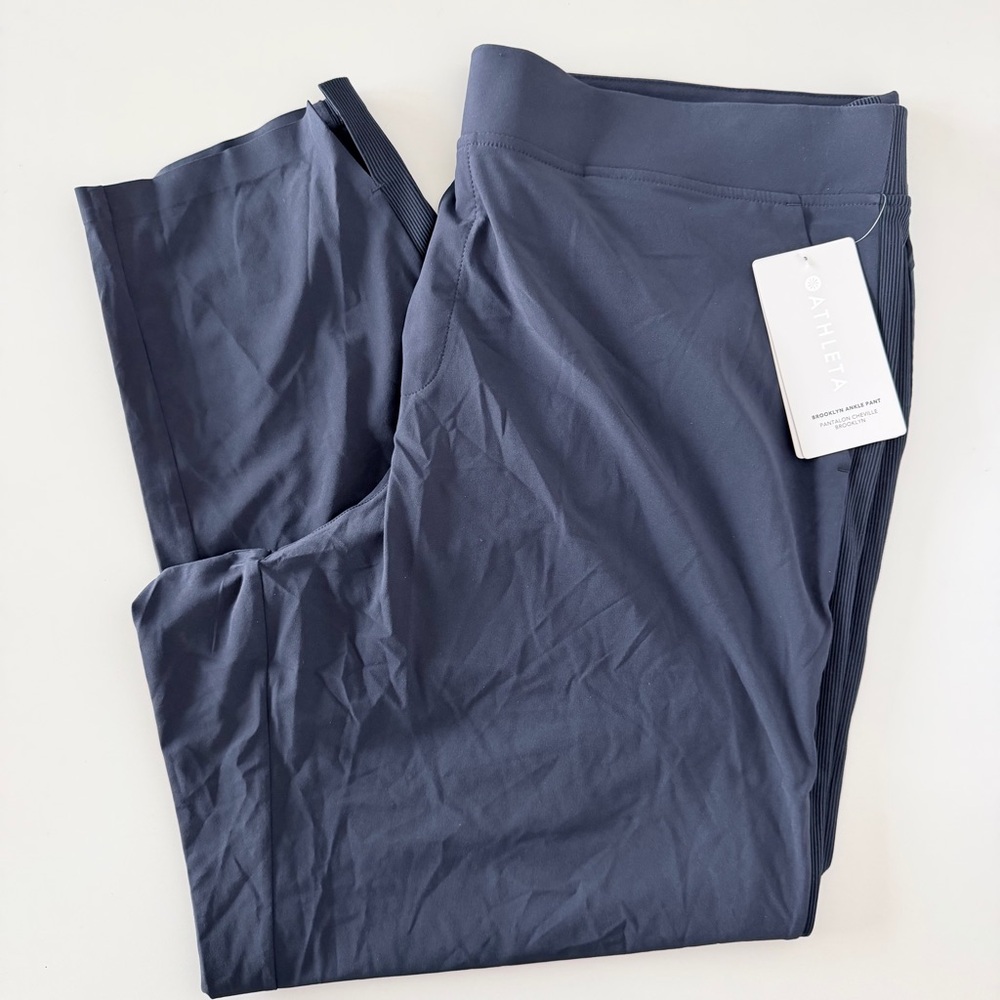 NWT Athleta Brooklyn Mid Rise Ankle Pant Navy Size 18 - Picture 2 of 8
